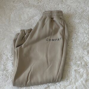Comfrt Women's Tan Joggers